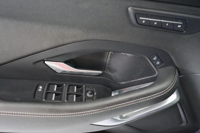 JAGUAR E-Pace usata, con Airbag testa