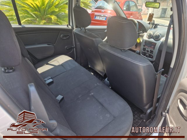 DACIA Sandero usata, con Lettore CD