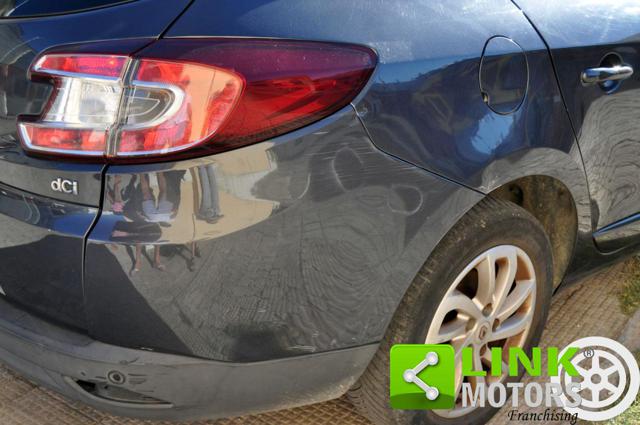 RENAULT Megane usata, con Volante multifunzione