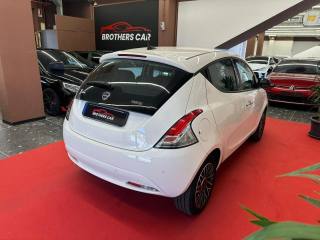 LANCIA Ypsilon usata, con Cronologia tagliandi