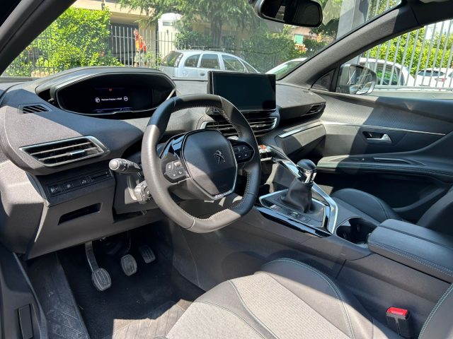 PEUGEOT 3008 usata, con Autoradio