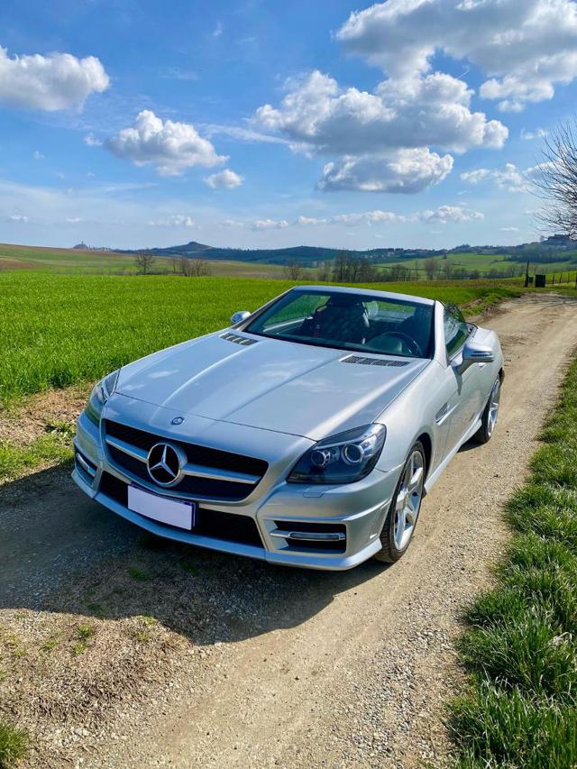 MERCEDES-BENZ SLK 200 usata, con Fari LED