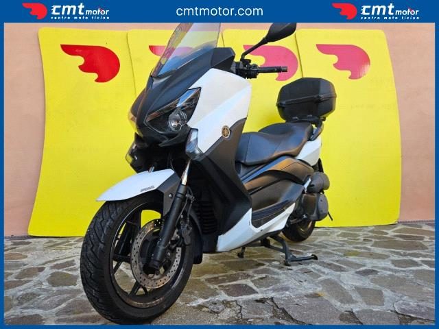 YAMAHA X-Max 250 usata 1