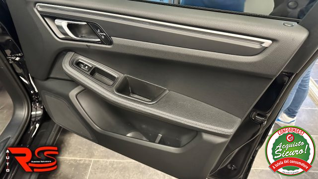 PORSCHE Macan usata, con Servosterzo
