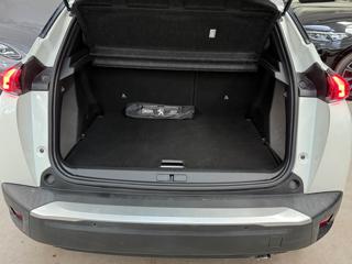 PEUGEOT 2008 usata, con Fari LED