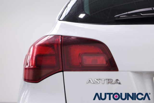 OPEL Astra usata 32