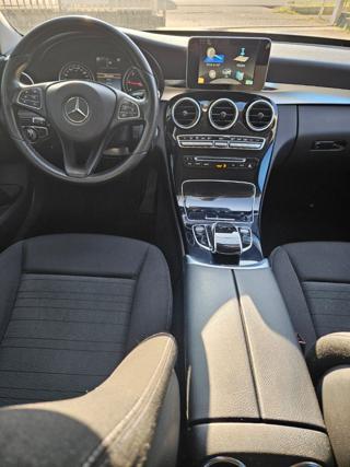MERCEDES-BENZ C 200 usata, con Chiusura centralizzata
