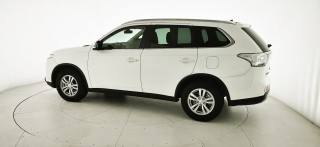 MITSUBISHI Outlander usata, con Leve al volante