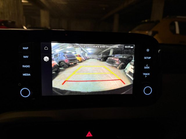 HYUNDAI i10 usata, con Specchietti laterali elettrici