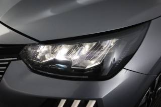 PEUGEOT 208 usata 8
