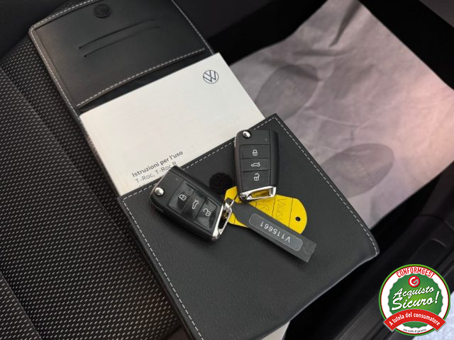 VOLKSWAGEN T-Roc usata, con Volante in pelle