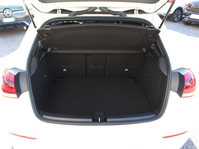 MERCEDES-BENZ A 180 usata, con MP3