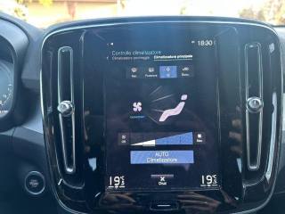 VOLVO XC40 usata, con Fari LED