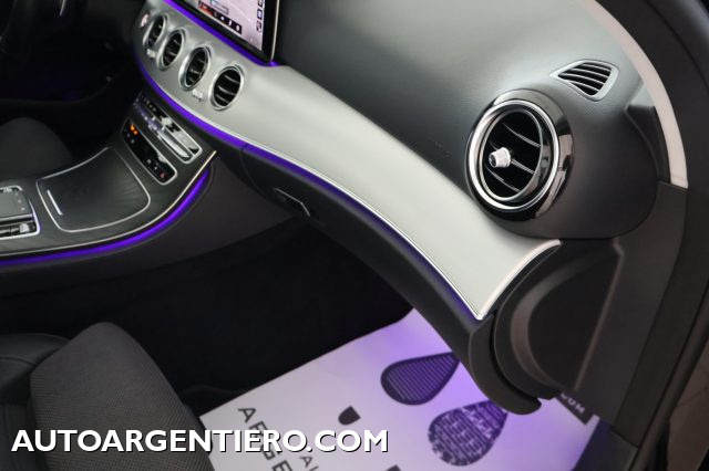 MERCEDES-BENZ E 200 usata, con Pacchetto sportivo