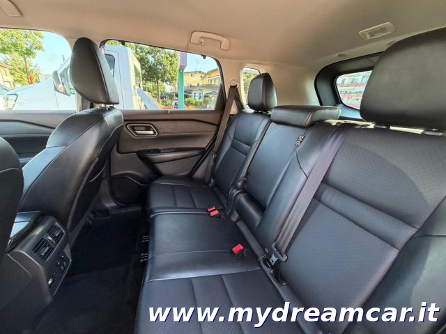 NISSAN X-Trail usata, con Autoradio digitale