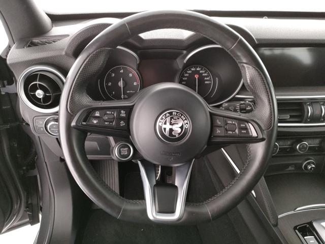 ALFA ROMEO Stelvio usata, con Controllo automatico clima