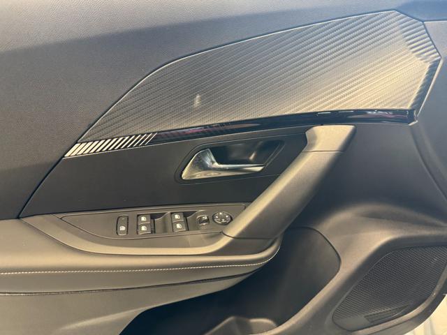 PEUGEOT 2008 usata, con Boardcomputer