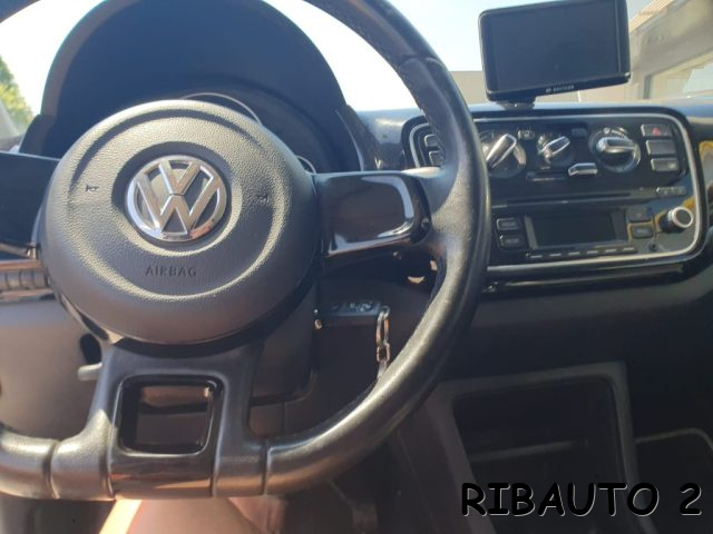 VOLKSWAGEN up! usata, con Alzacristalli elettrici