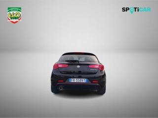 ALFA ROMEO Giulietta usata, con Autoradio