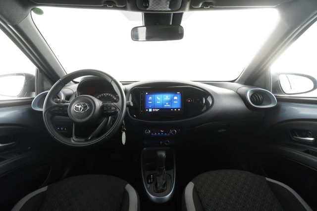 TOYOTA Aygo X usata 3