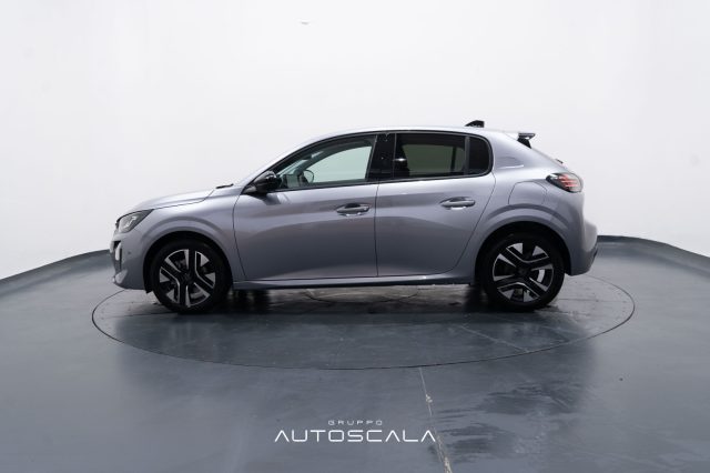 PEUGEOT 208 usata, con Autoradio