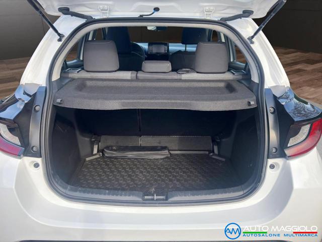 TOYOTA Yaris usata, con Fendinebbia