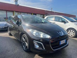 PEUGEOT 308 usata, con Airbag