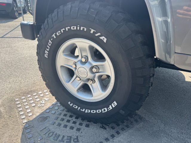 LAND ROVER Defender usata, con Cronologia tagliandi