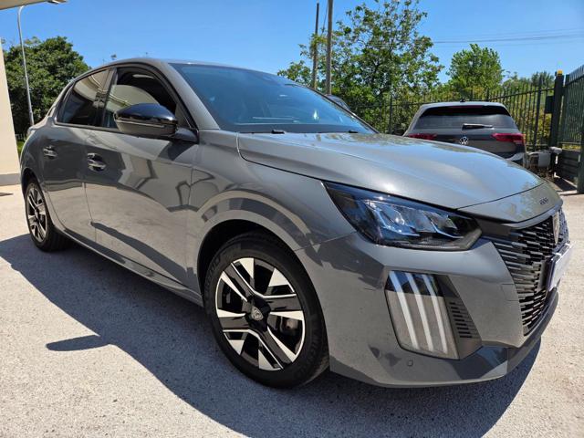 PEUGEOT 208 usata, con Autoradio