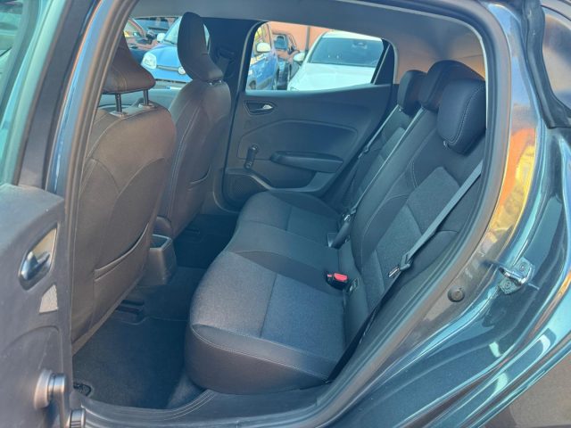 RENAULT Clio usata, con Volante in pelle