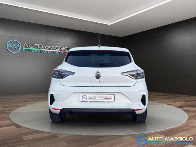 RENAULT Clio usata, con Autoradio