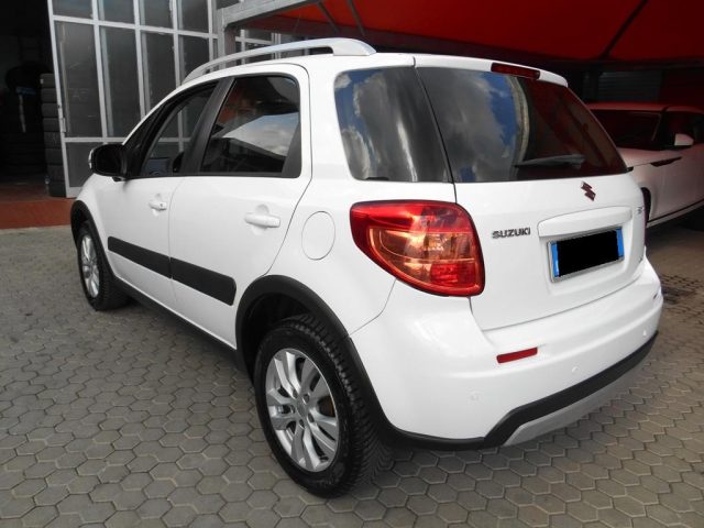 SUZUKI SX4 usata, con Autoradio