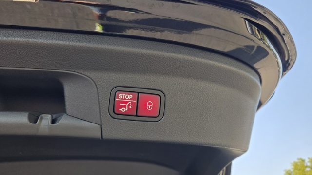 MERCEDES-BENZ GLE 300 usata, con Sedili riscaldati