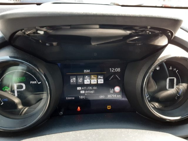 TOYOTA Yaris usata, con Volante in pelle