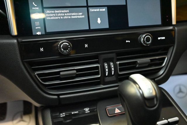 PORSCHE Macan usata 56