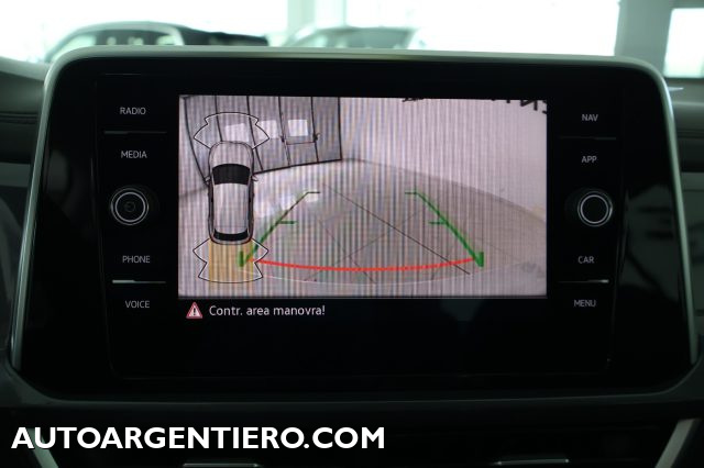 VOLKSWAGEN T-Roc usata, con Autoradio digitale