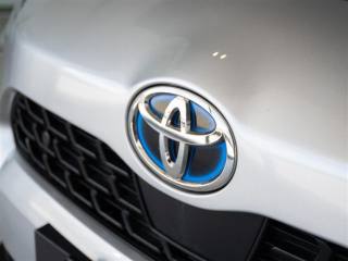 TOYOTA Yaris usata, con Sedile posteriore sdoppiato