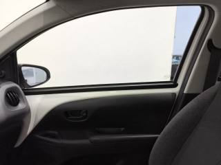 PEUGEOT 108 usata, con Airbag testa