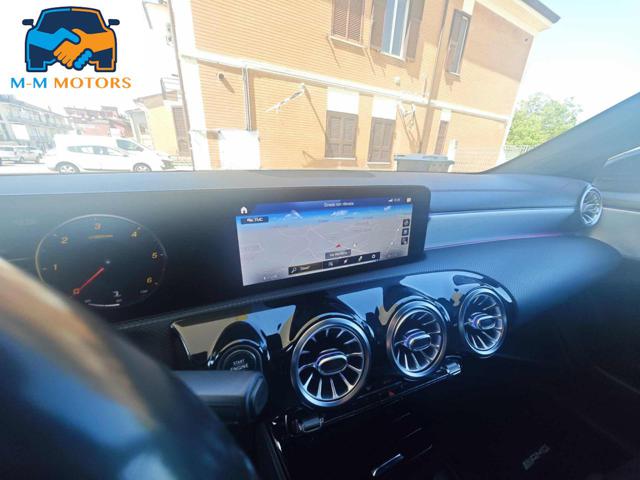 MERCEDES-BENZ CLA 180 usata, con Fendinebbia