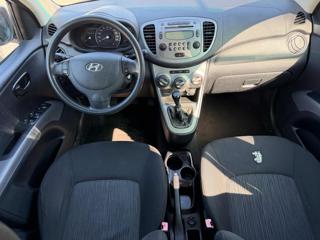 HYUNDAI i10 usata, con Autoradio