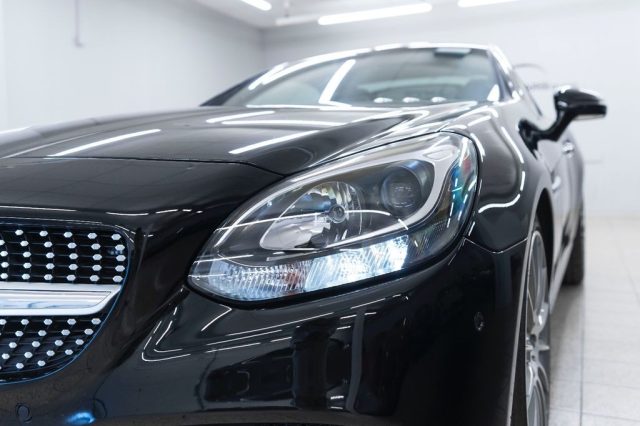 MERCEDES-BENZ SLC 300 usata, con Regolazione elettrica sedili