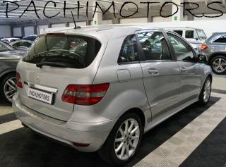 MERCEDES-BENZ B 180 usata, con Cronologia tagliandi