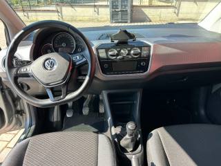 VOLKSWAGEN up! usata, con Boardcomputer
