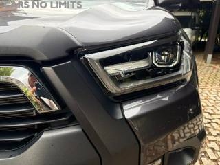 TOYOTA Hilux usata, con Airbag testa
