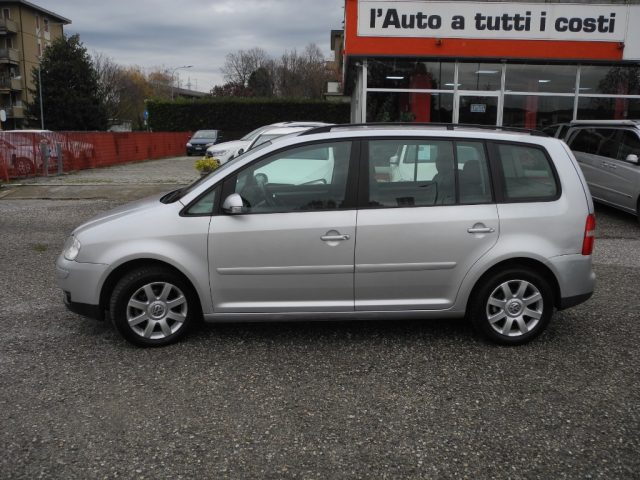 VOLKSWAGEN Touran usata 67