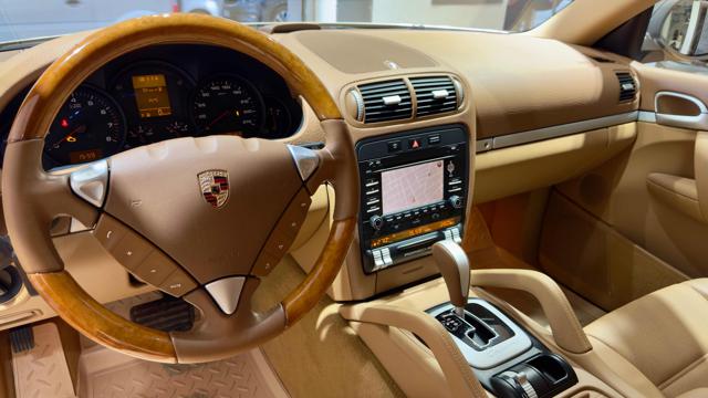 PORSCHE Cayenne usata, con Cerchi in lega