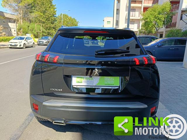 PEUGEOT 2008 usata, con Alzacristalli elettrici