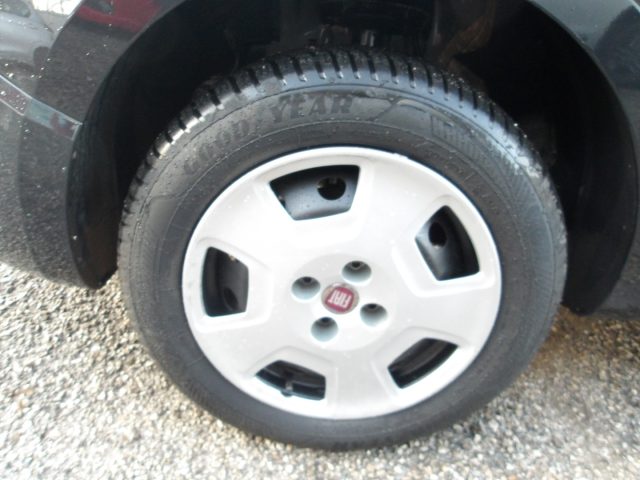 FIAT Qubo usata, con Chiusura centralizzata