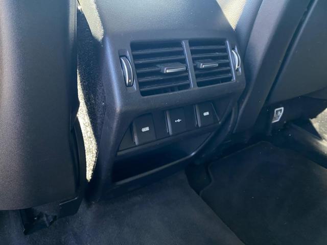 LAND ROVER Discovery Sport usata, con Interni in pelle