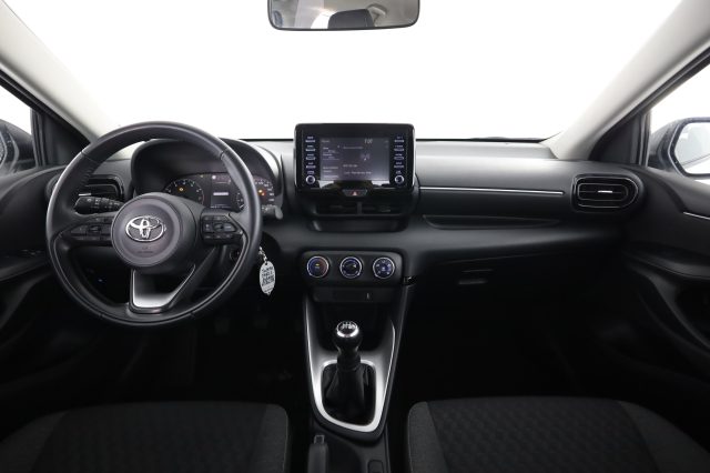 TOYOTA Yaris usata 4